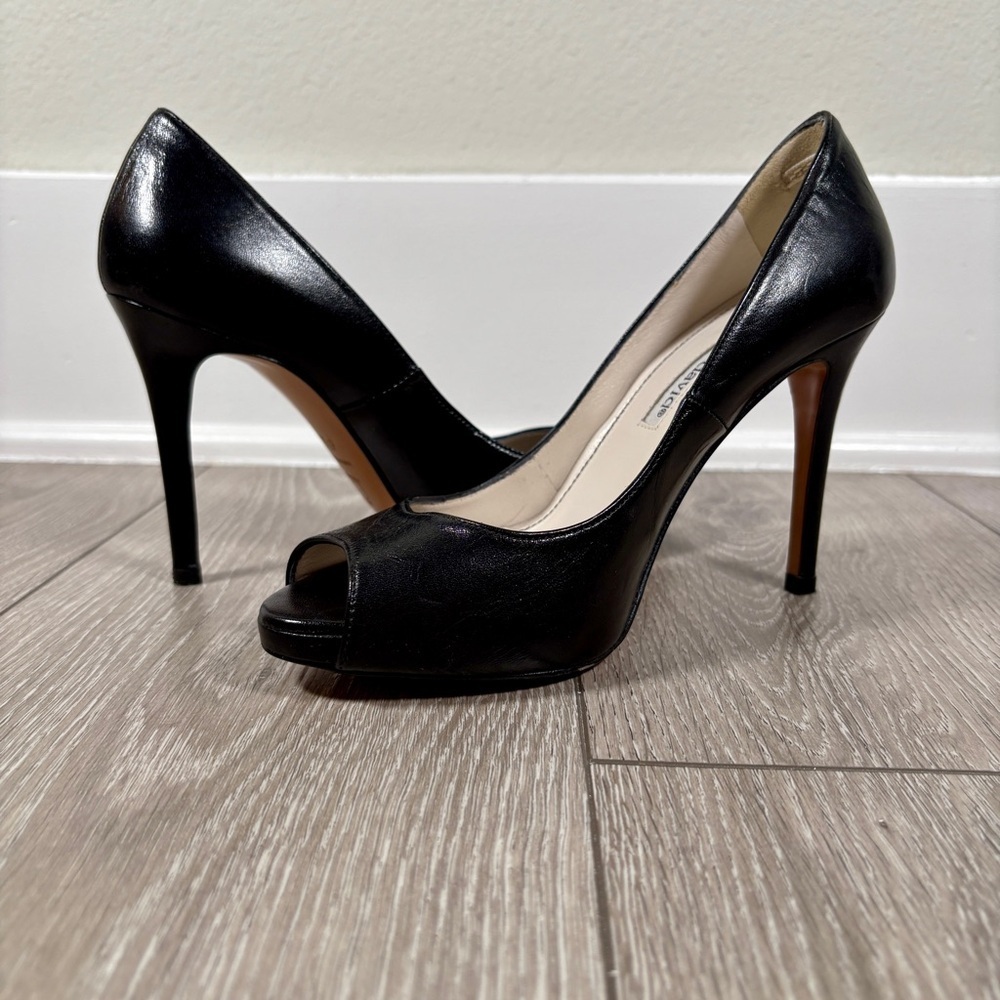 NWOB Charles David Black Peep-Toe Heels - Size 6 1/2 but fit like a 5 1/2